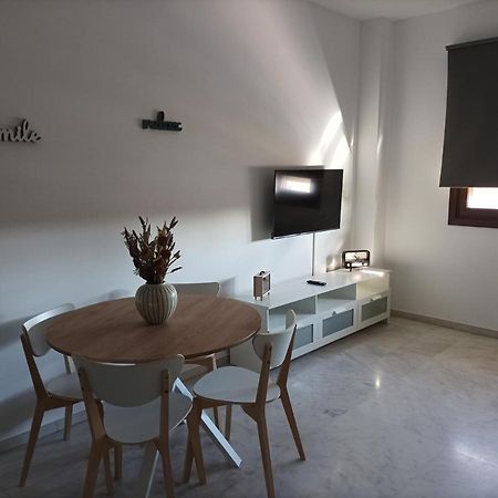 Moderno apartamento en conjunto residencial Bormujos Exterior foto